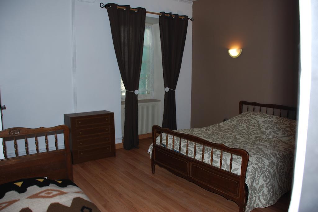 Chambres D'Hotes Le Clos Ambels Ambialet Szoba fotó